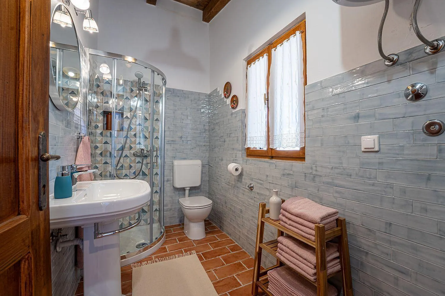 Traditionelle Steinfinca Mit Spielbereich, Babybett, Waschmaschine, Liegen Barban Holiday home